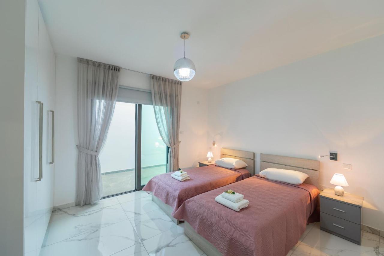 Villa Pleiades Paphos Extérieur photo