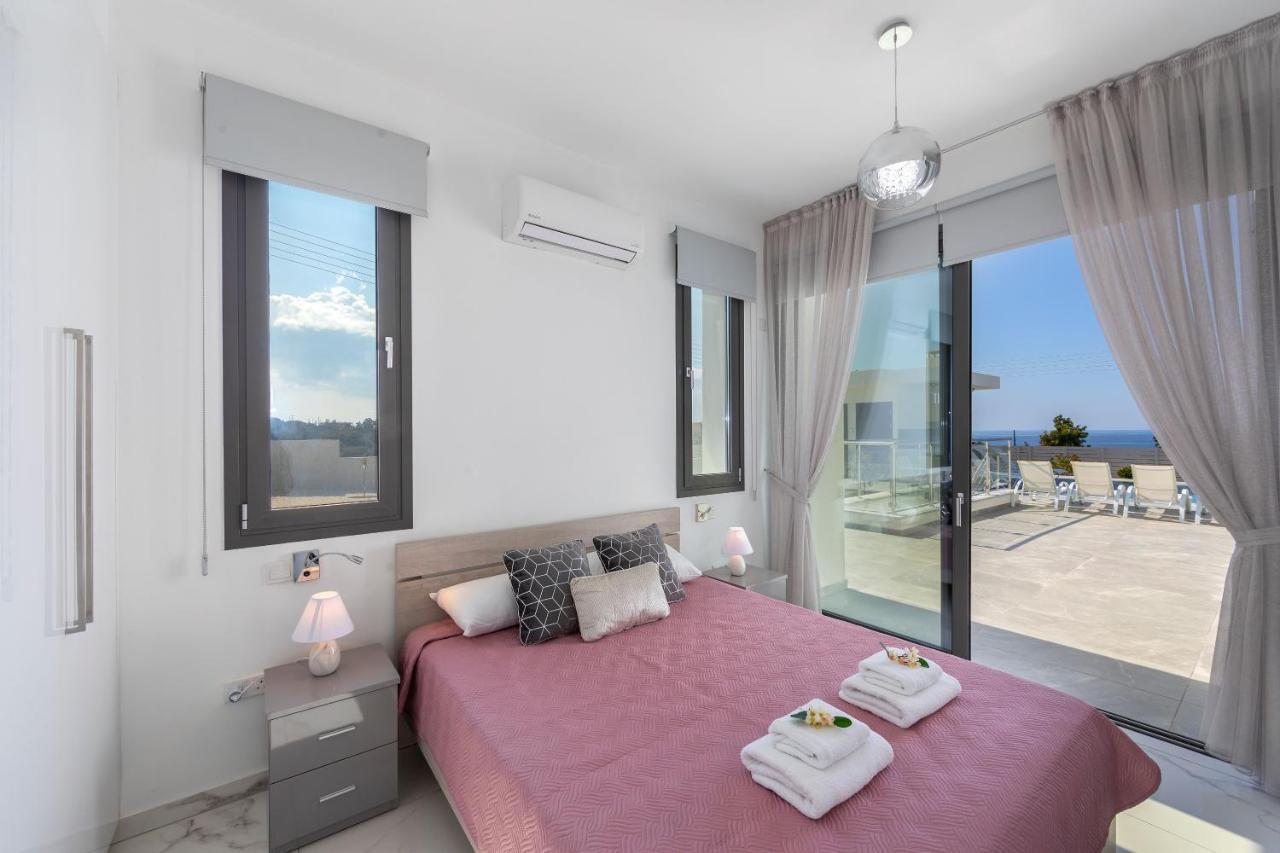 Villa Pleiades Paphos Extérieur photo