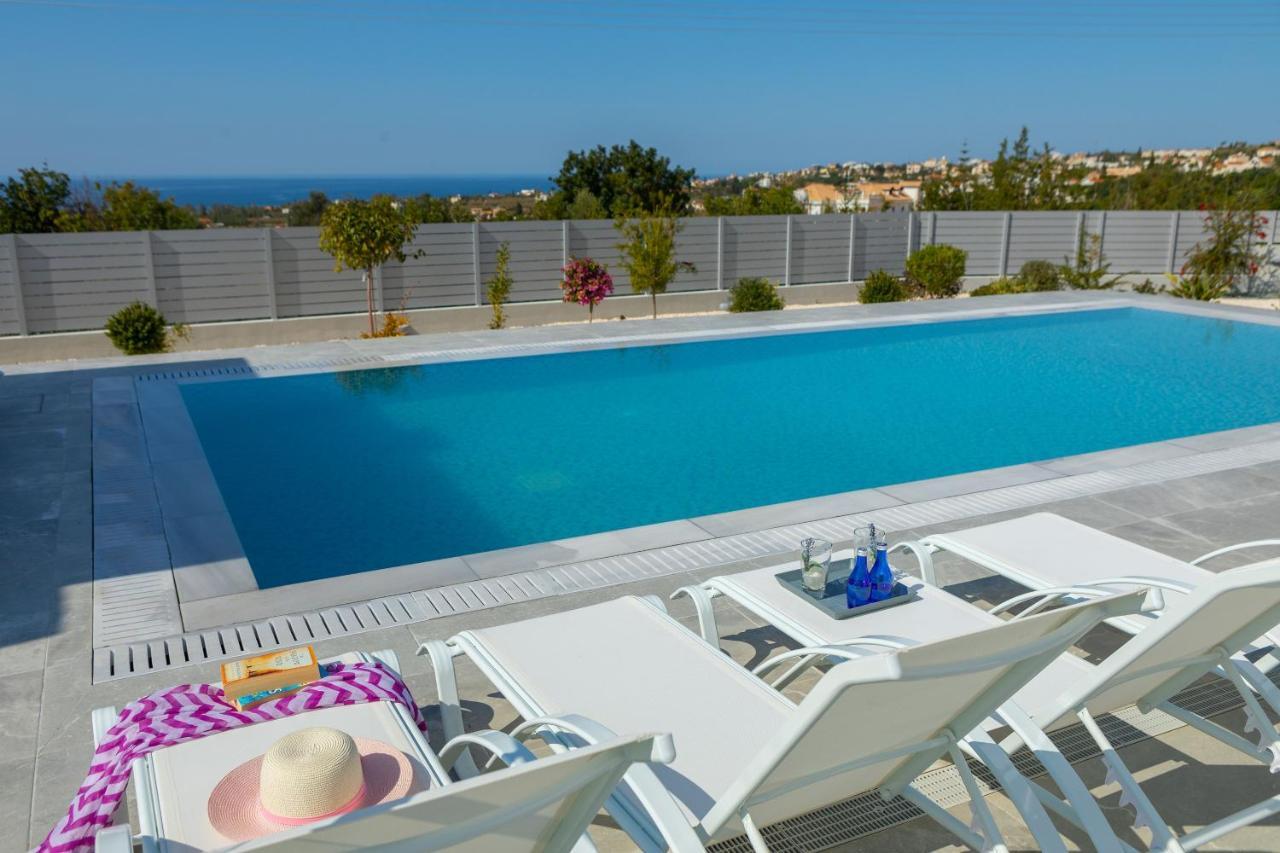 Villa Pleiades Paphos Extérieur photo