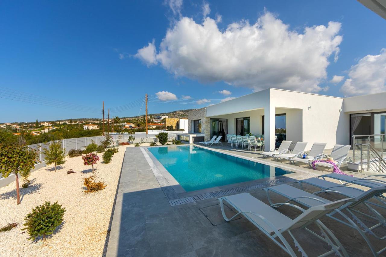 Villa Pleiades Paphos Extérieur photo