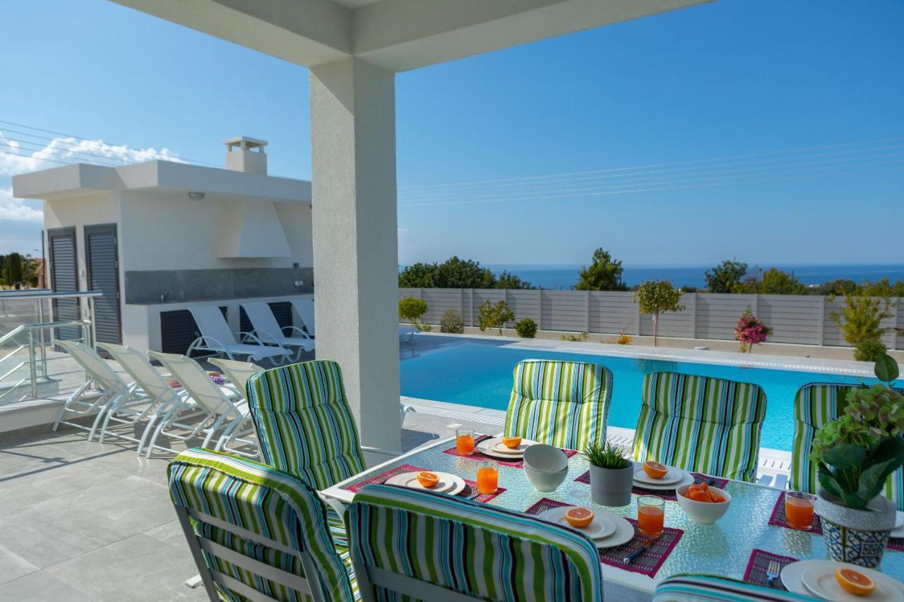 Villa Pleiades Paphos Extérieur photo