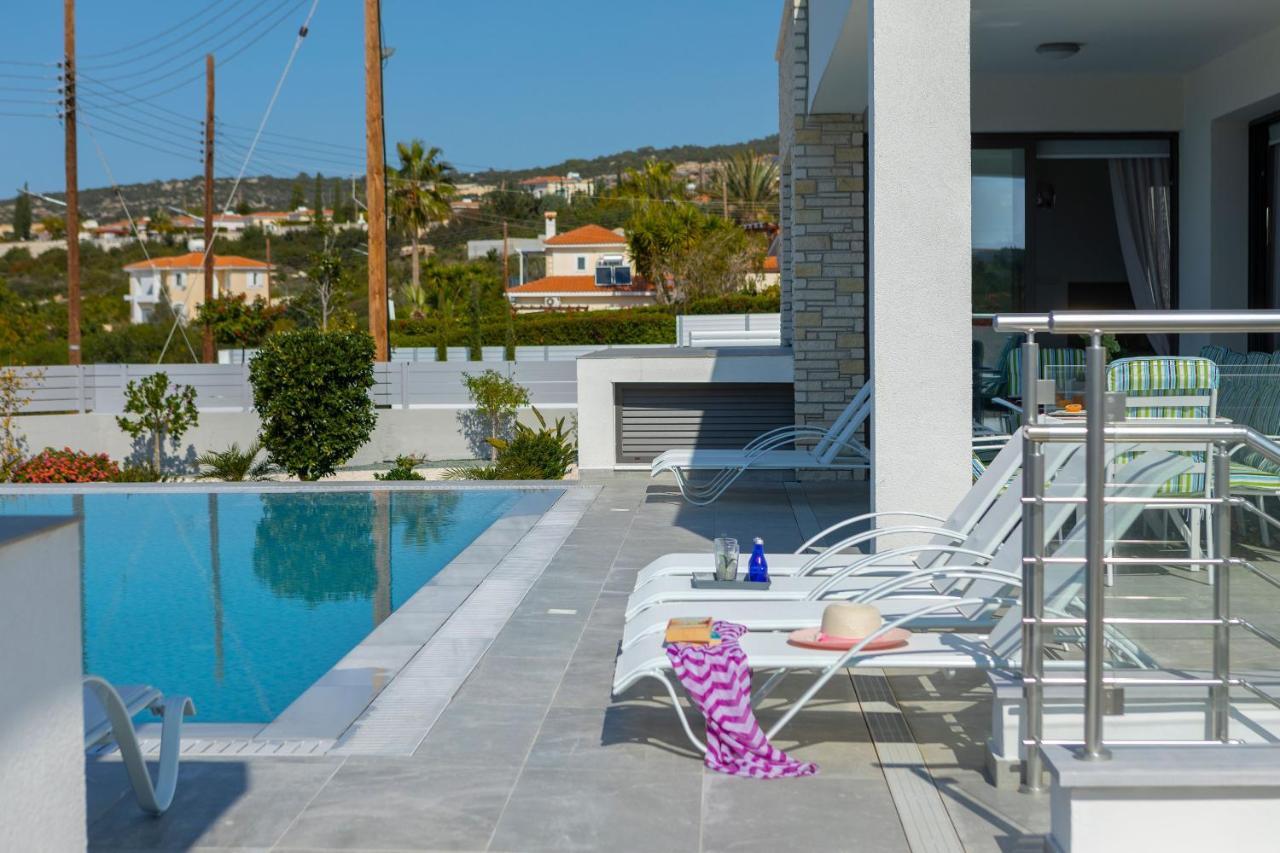Villa Pleiades Paphos Extérieur photo